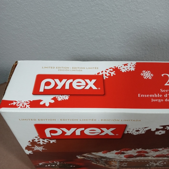 Pyrex serveware baking set - Picture 5 of 8